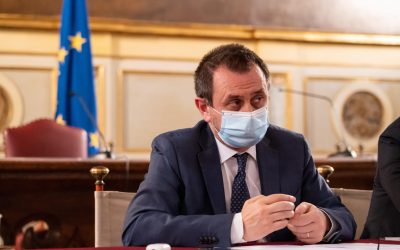 La politica lavori non per dividere ma per far ripartire il Paese